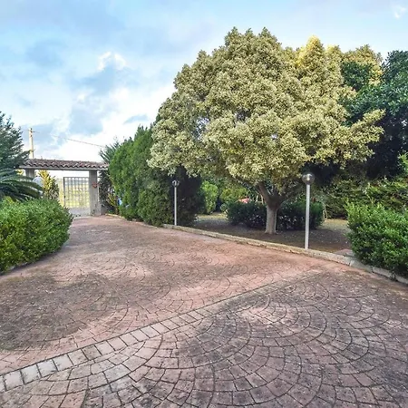 Amazing In With 2 Bedrooms And Wifi