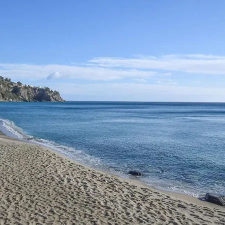 Appartamento Amazing In With 2 Bedrooms And Wifi
