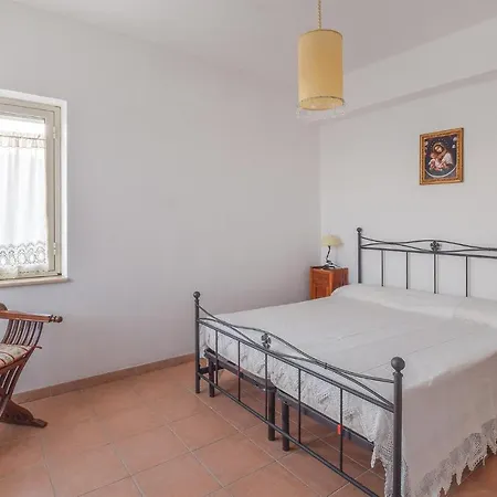 Amazing In With 2 Bedrooms And Wifi